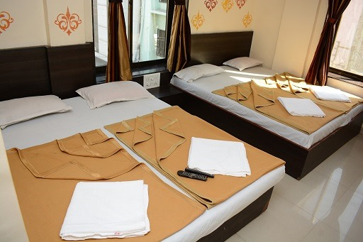 1 x Four Bed AC